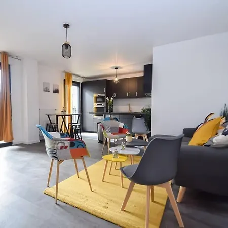 Appartamento Super Avec Balcon Et Parking A Parigi