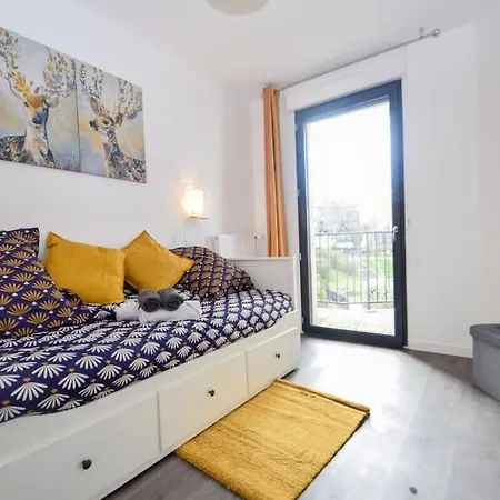 Apartment Super Avec Balcon Et Parking A